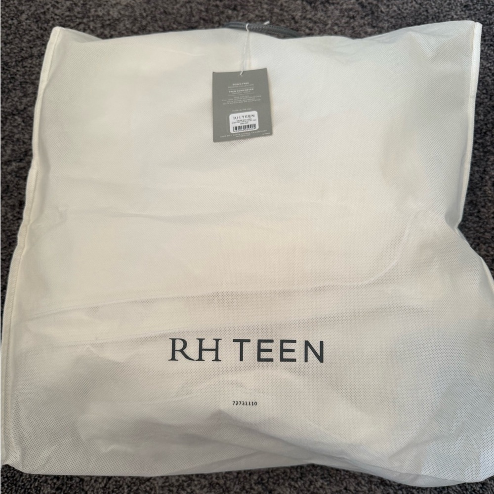 White Comforter